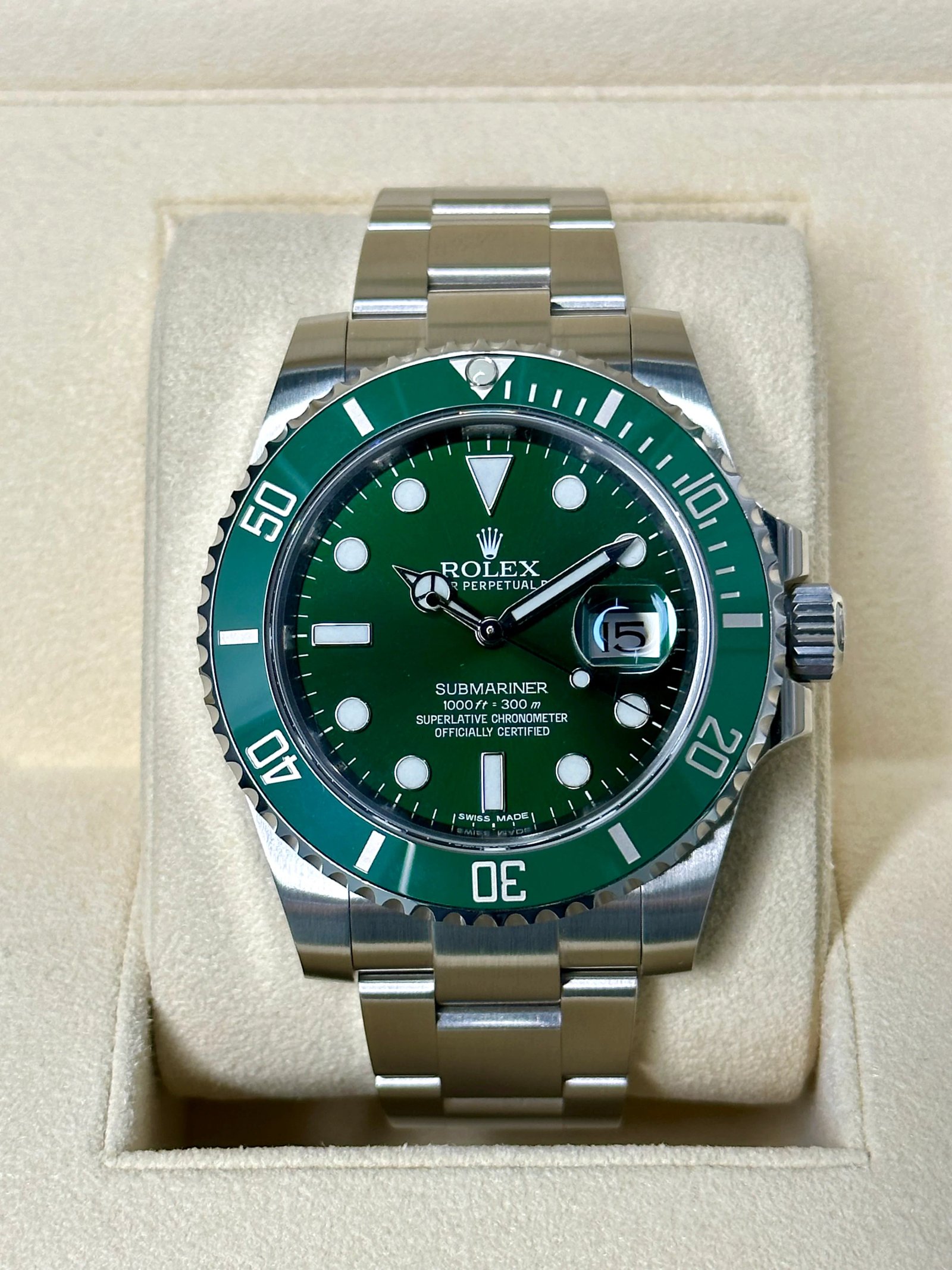 2015 Rolex Submariner "Hulk" 40mm 116610LV Green Dial