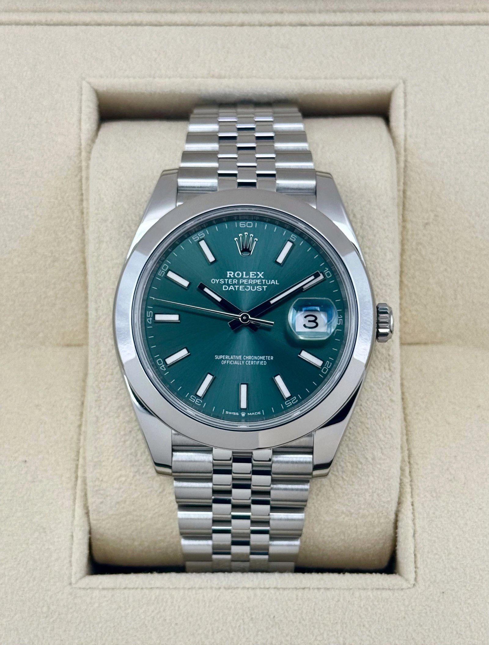 NEW 2025 Rolex Datejust 41mm 126300 Stainless Steel Jubilee Green Dial