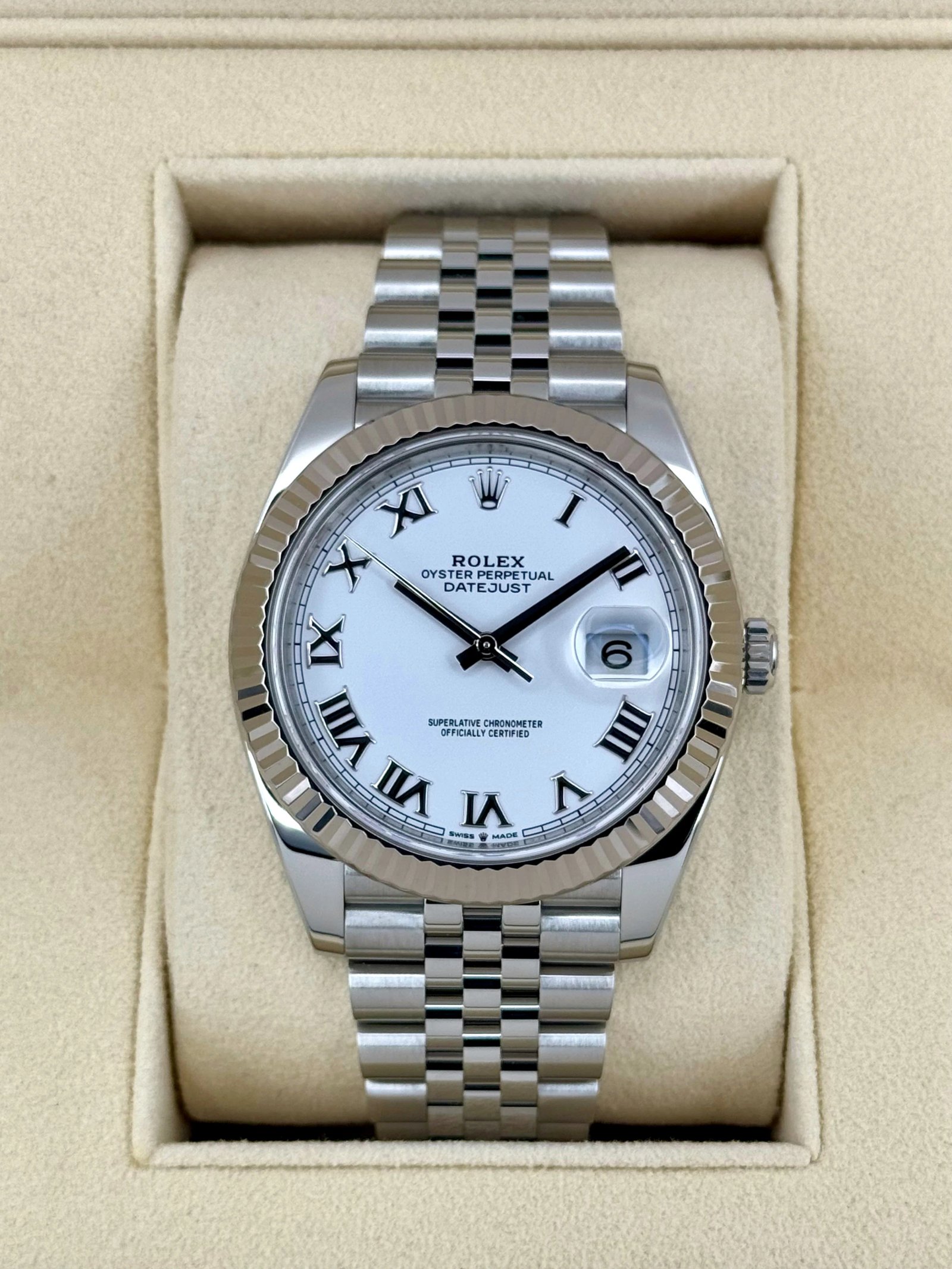 2022 Rolex Datejust 41mm 126334 Stainless Steel Jubilee White Dial