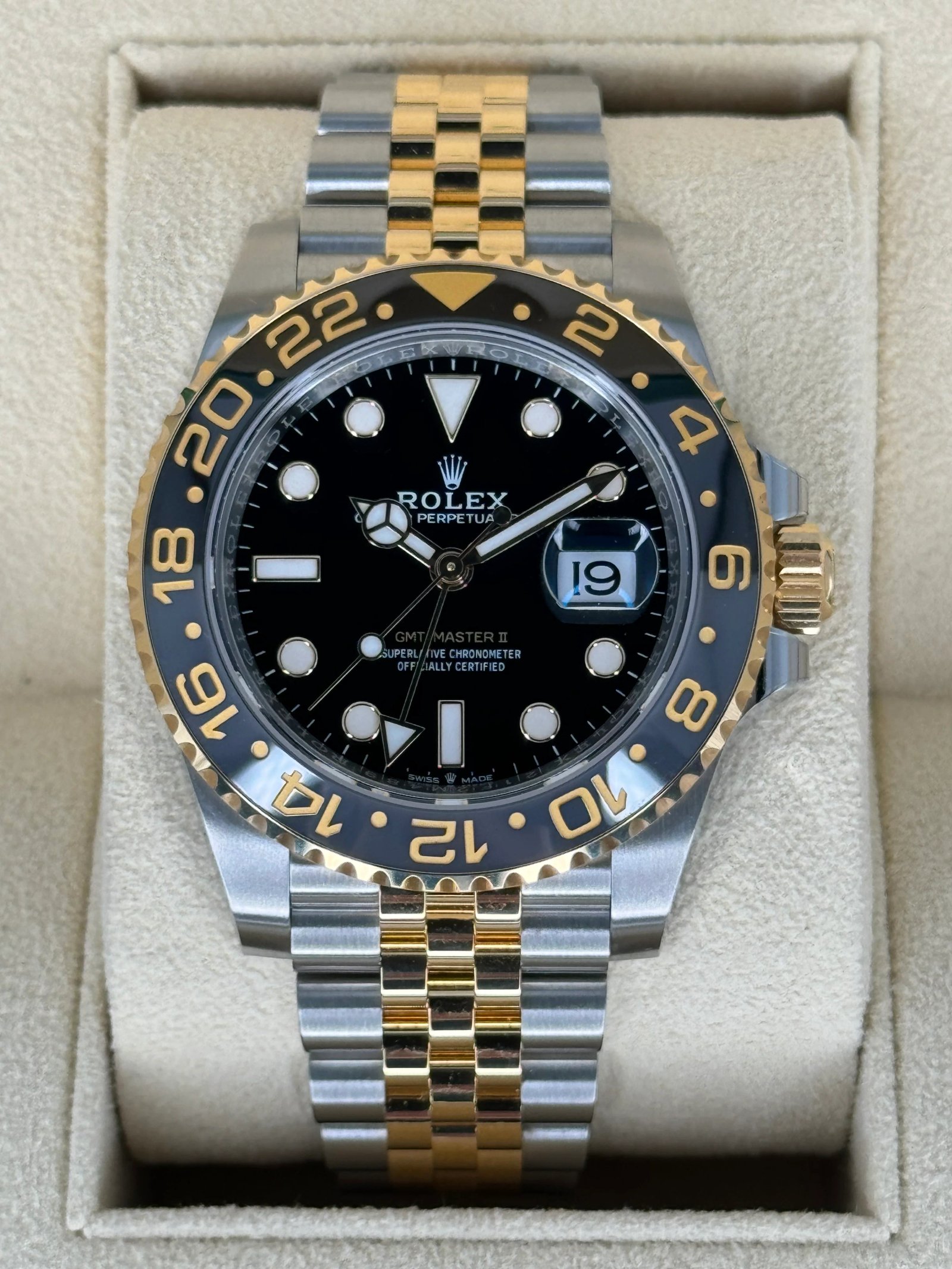 NEW 2023 Rolex GMT-Master II 40mm 126713GRNR Two-Tone Jubilee