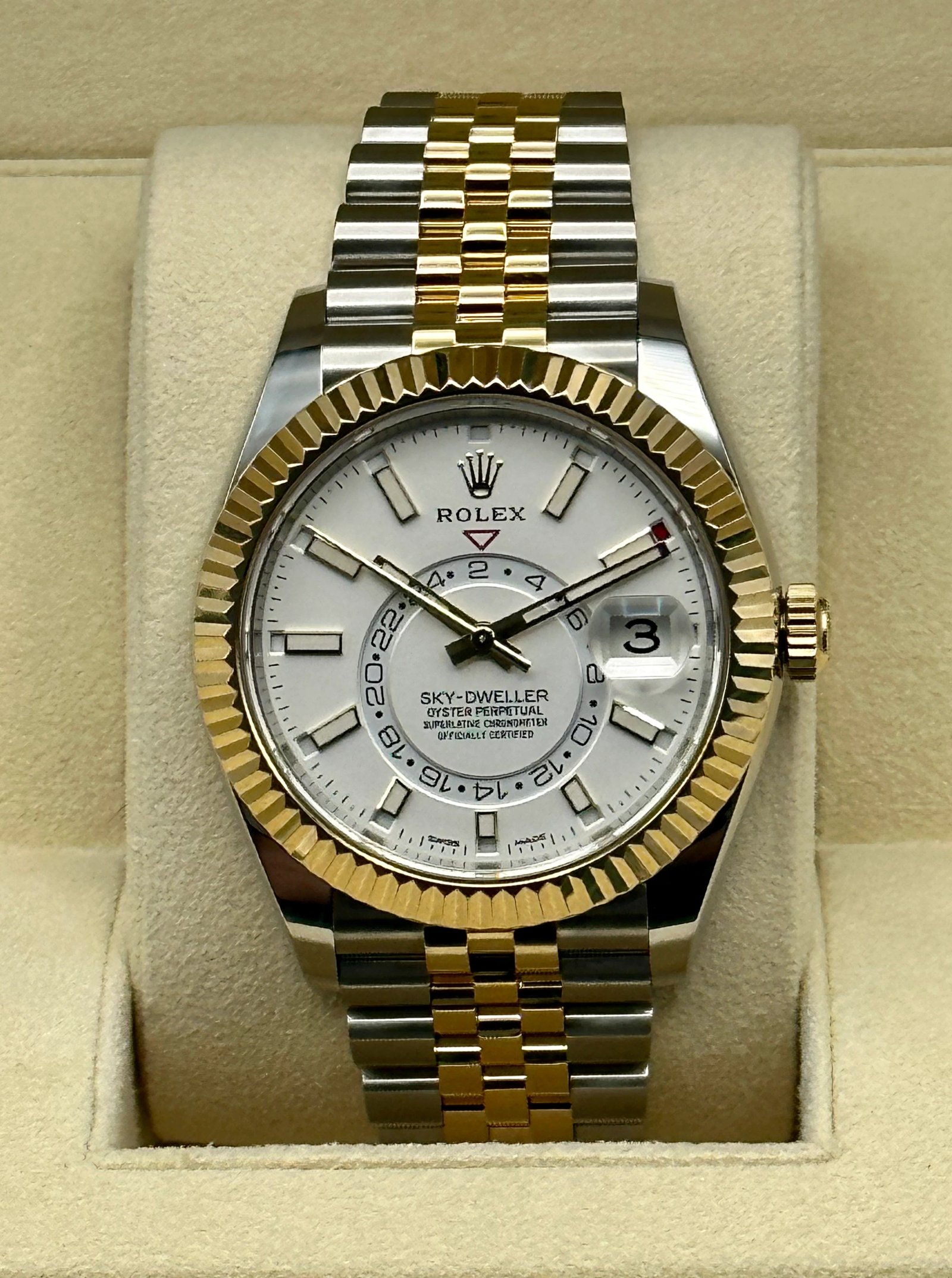 NEW 2023 Rolex Sky-Dweller 42mm 326933 Two-Tone Jubilee White Dial