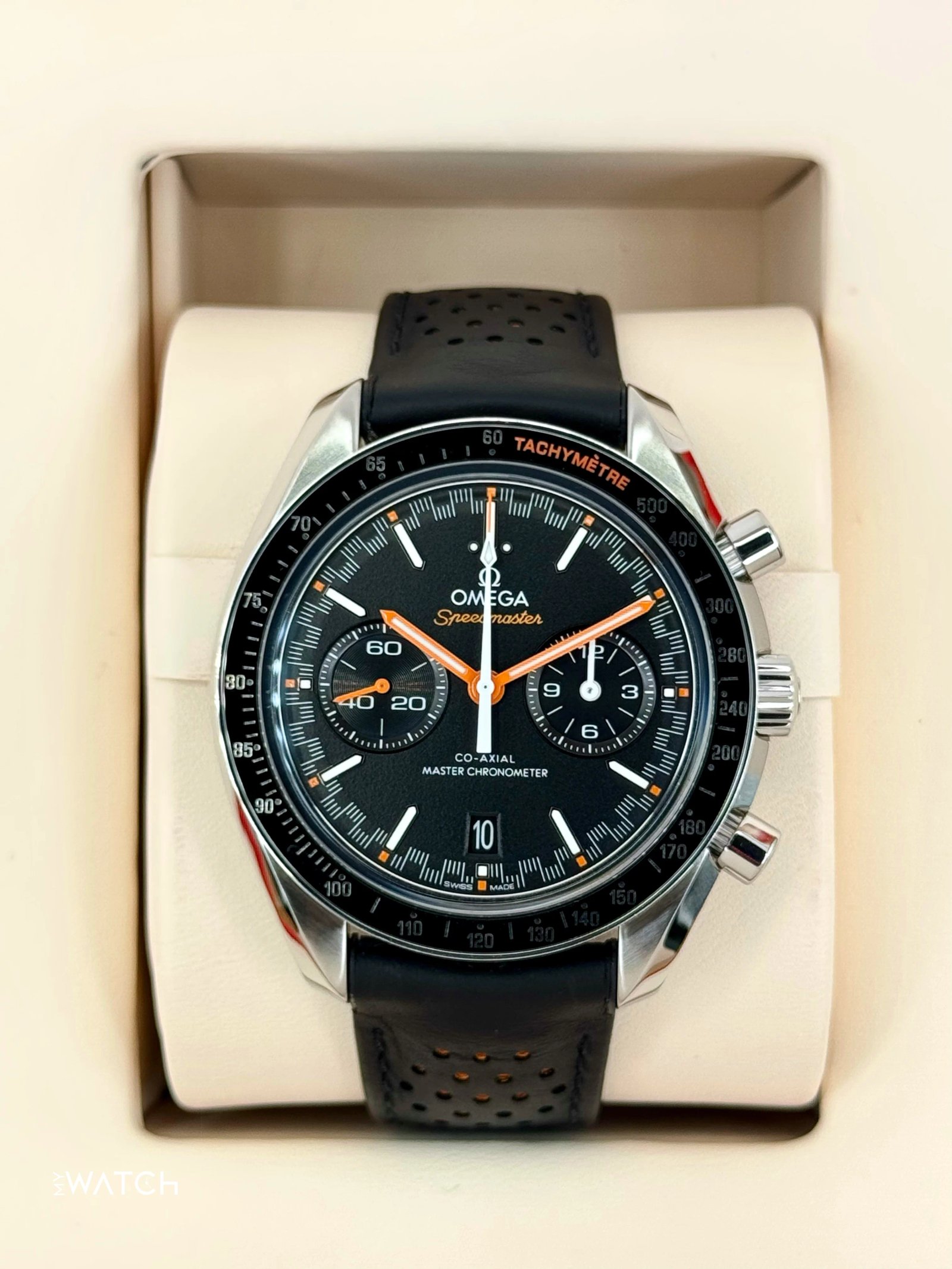 2022 Omega Speeedmaster Racing 44.2mm 329.32.44.51.01.001 Black Dial