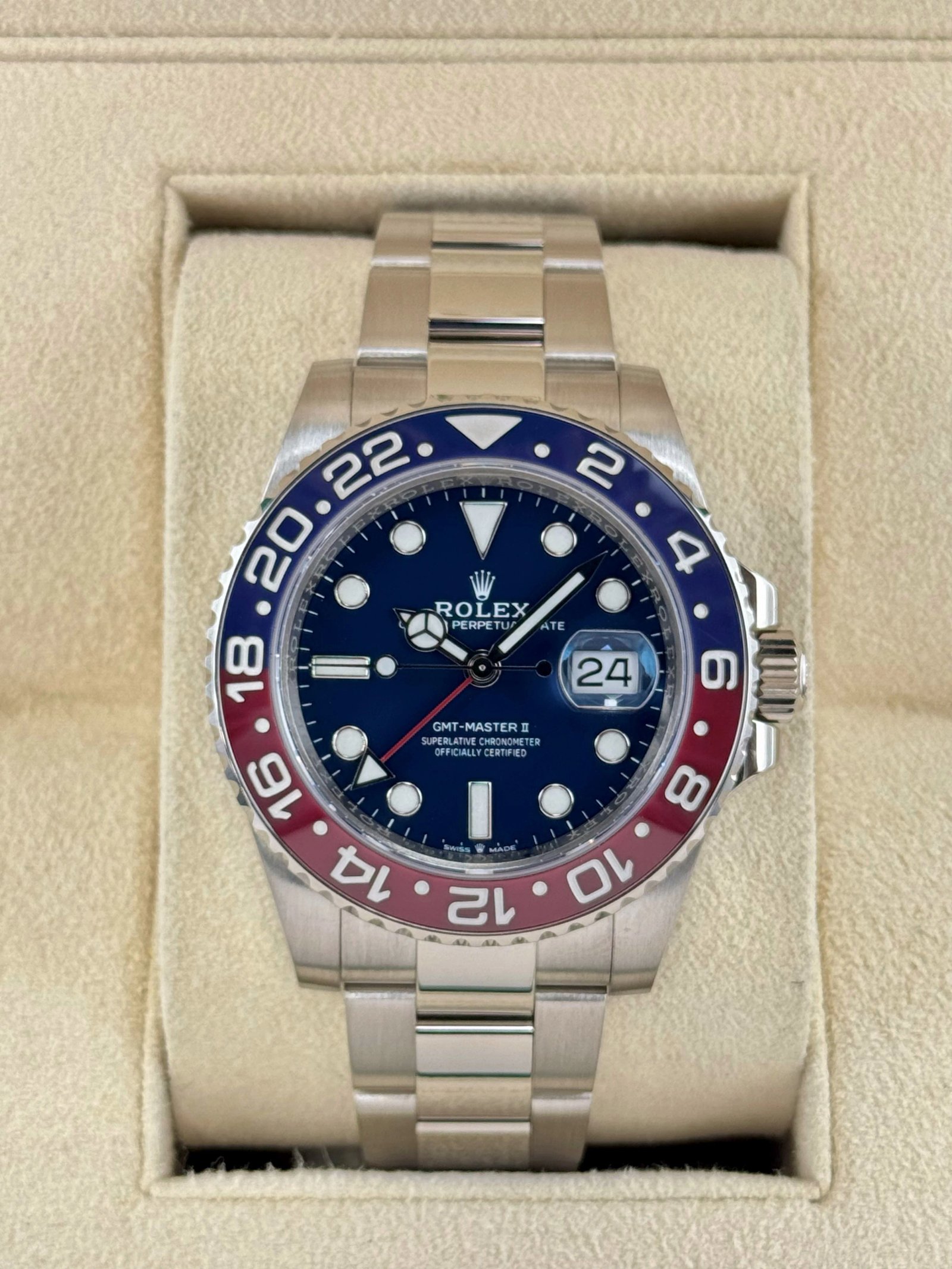 Rolex GMT-Master II "Pepsi" 40mm 126719BLRO White Gold Oyster
