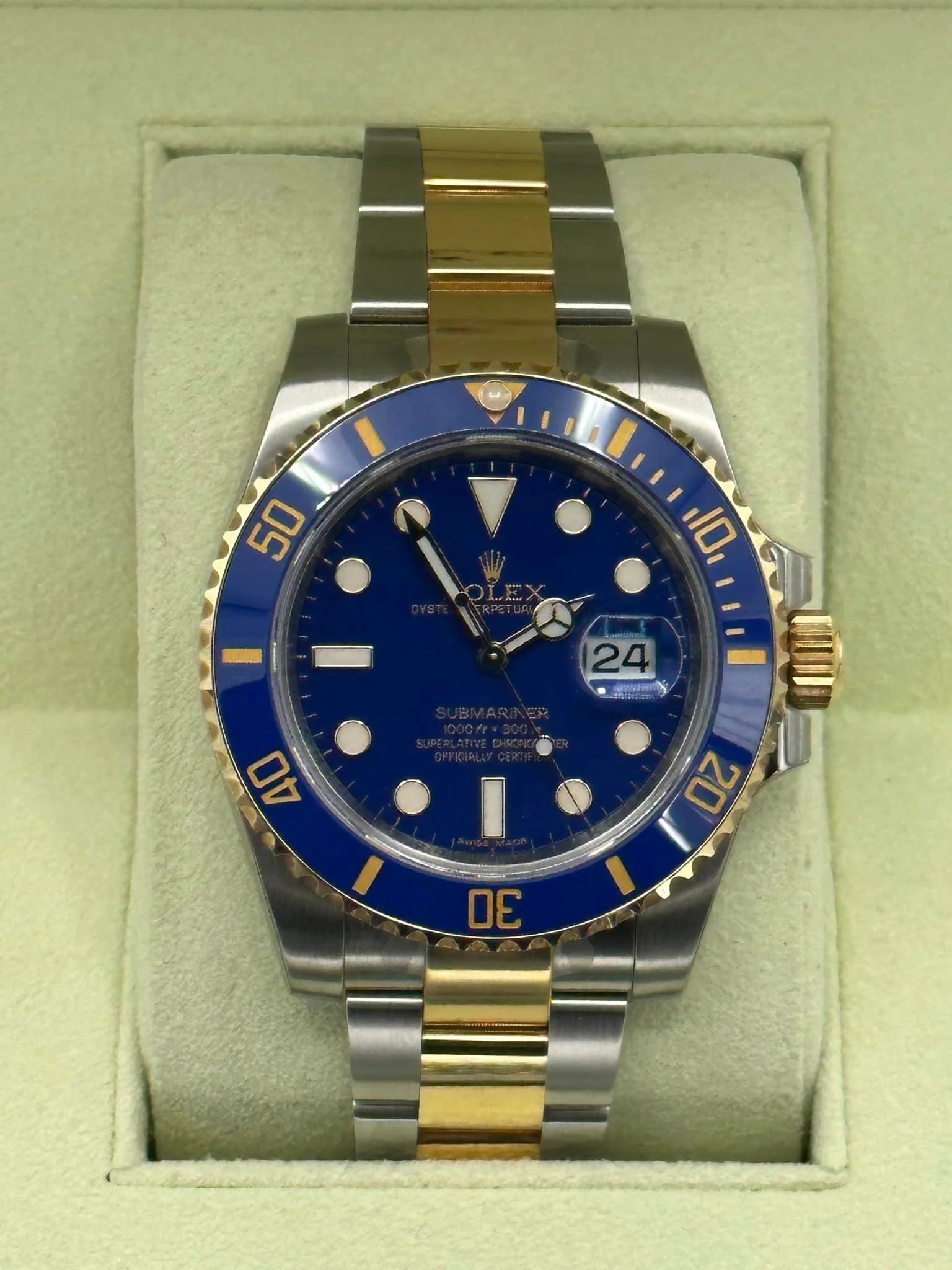 NEW OLD STOCK 2012 Rolex Submariner 40mm 116613LB RARE FLAT BLUE DIAL
