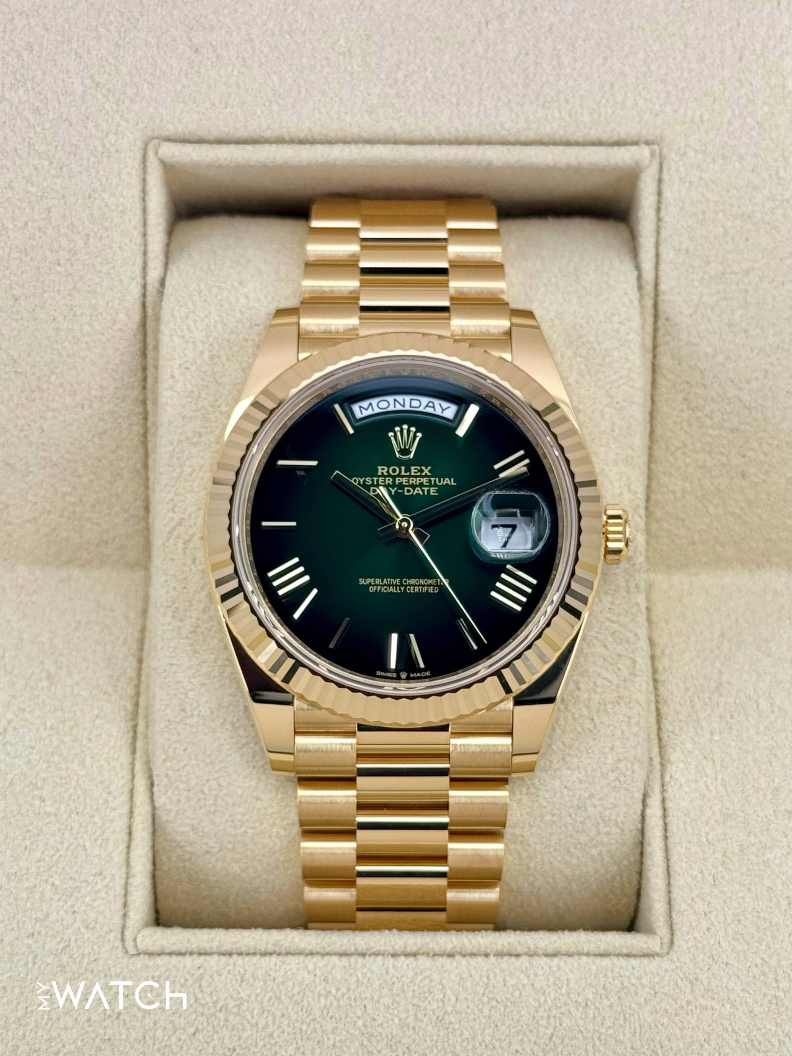 NEW 2025 Rolex Day-Date 40mm 228238 Presidential Green Ombre Dial