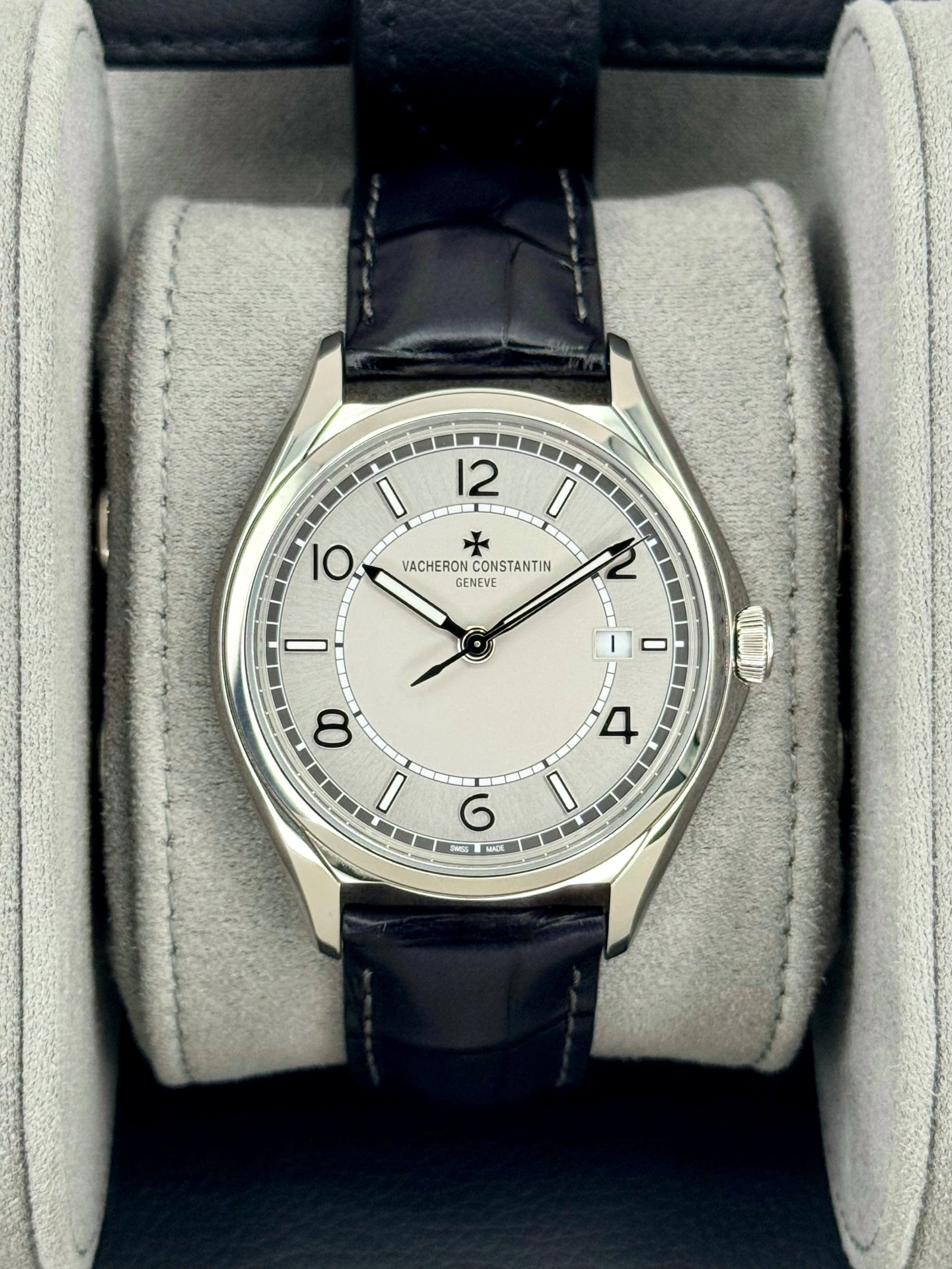 2025 Vacheron Constantin Fiftysix 40mm 4600E Stainless Steel Grey Dial