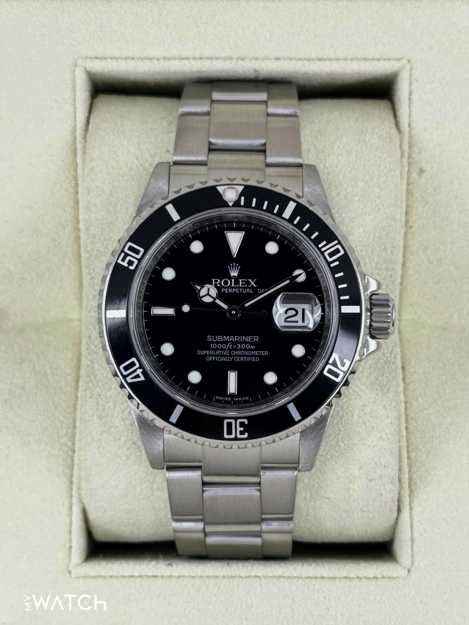 2009 Rolex Submariner Date 40mm 16610 Stainless Steel Black Dial