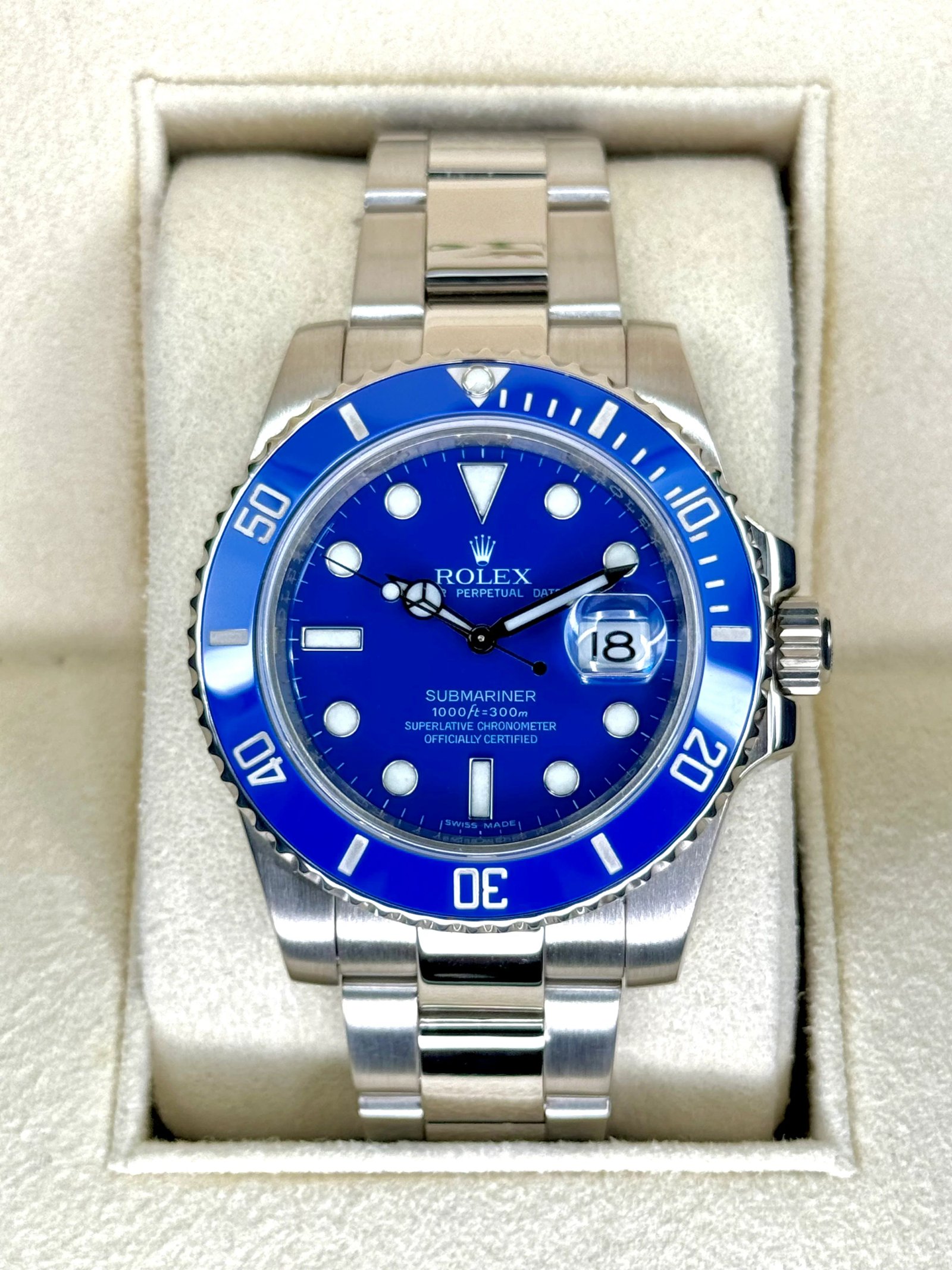 Rolex Submariner "Smurf" 40mm 116619LB White Gold Blue Dial