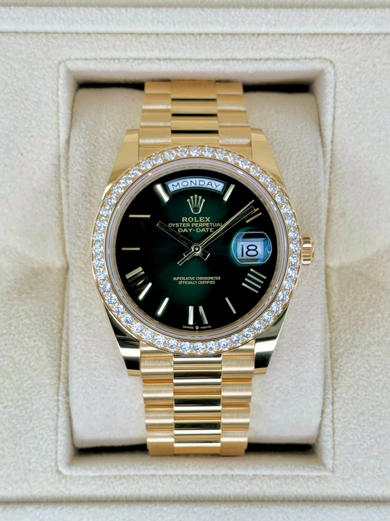 New 2025 Rolex Day-Date 40mm 228348RBR Presidential Green Dial