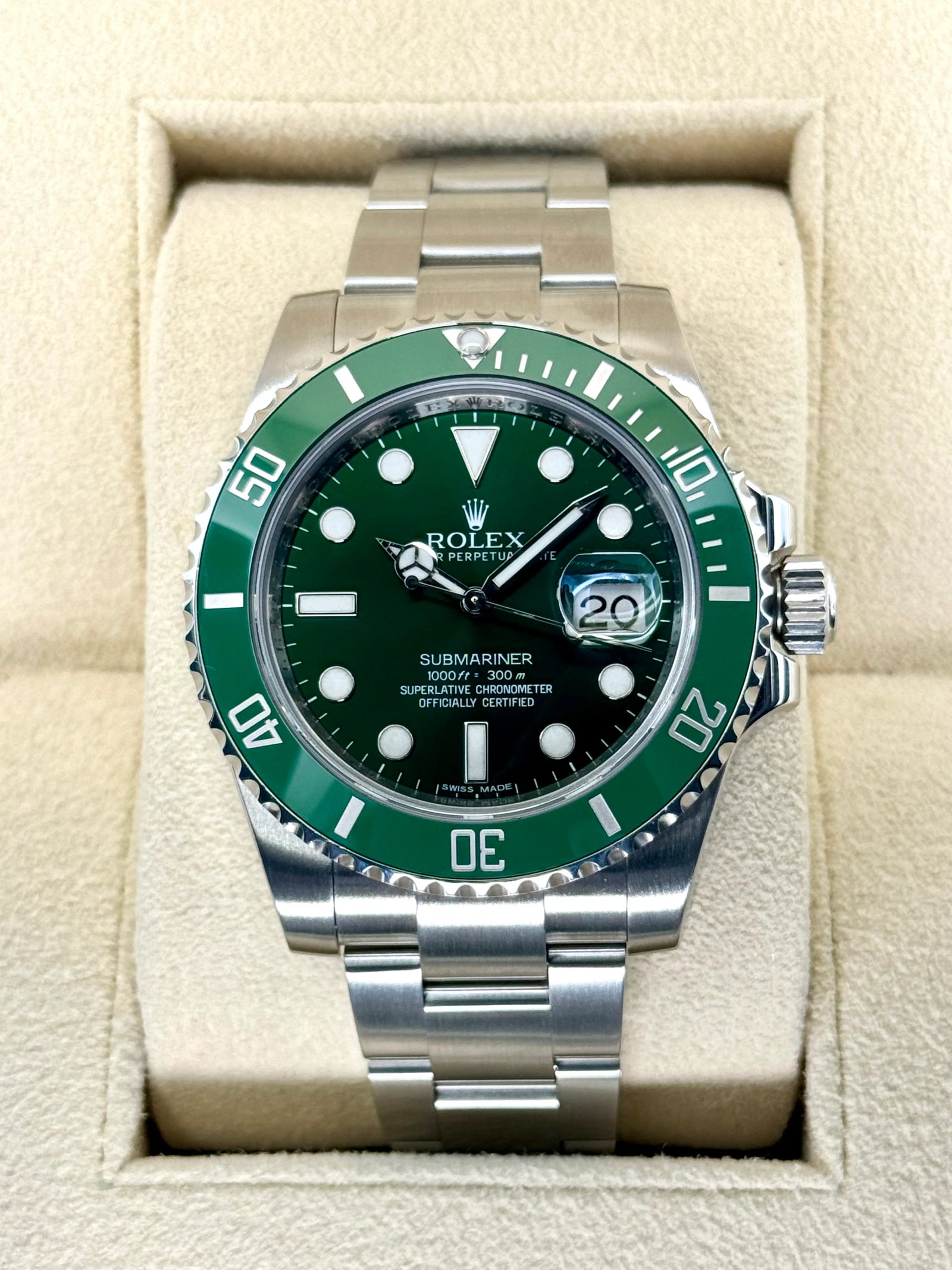 2020 Rolex Submariner "Hulk" 40mm 116610LV Green Dial