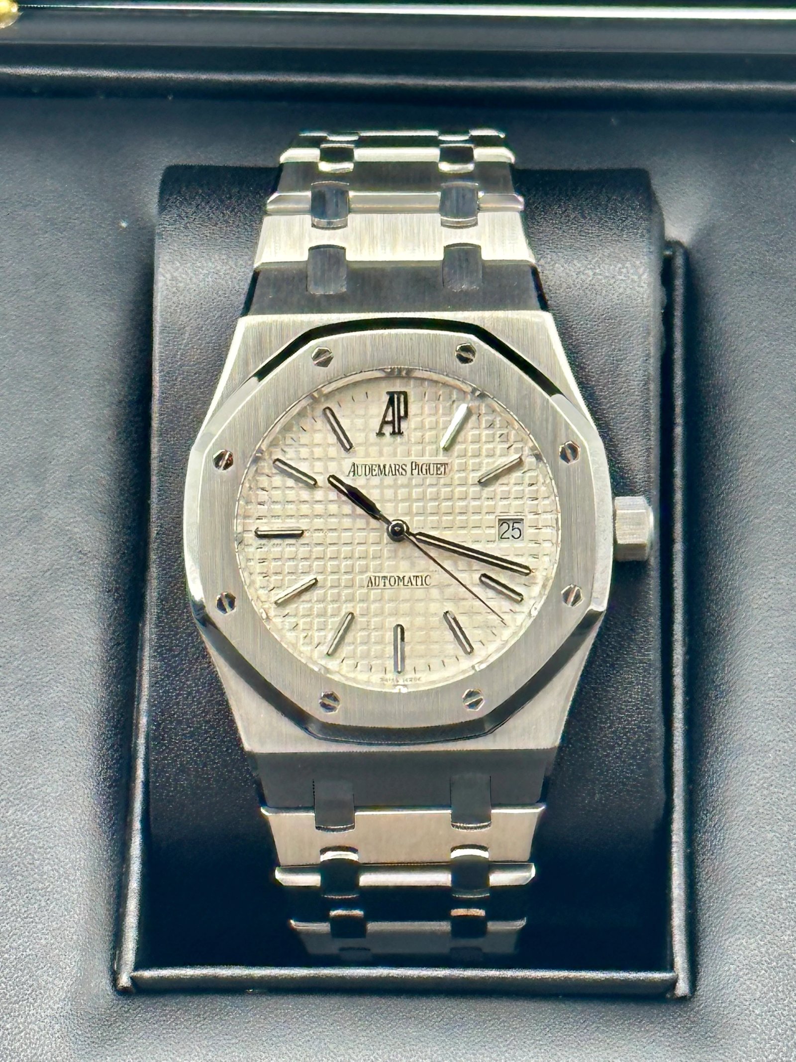 2011 Audemars Piguet 39mm 15300ST Royal Oak White Dial