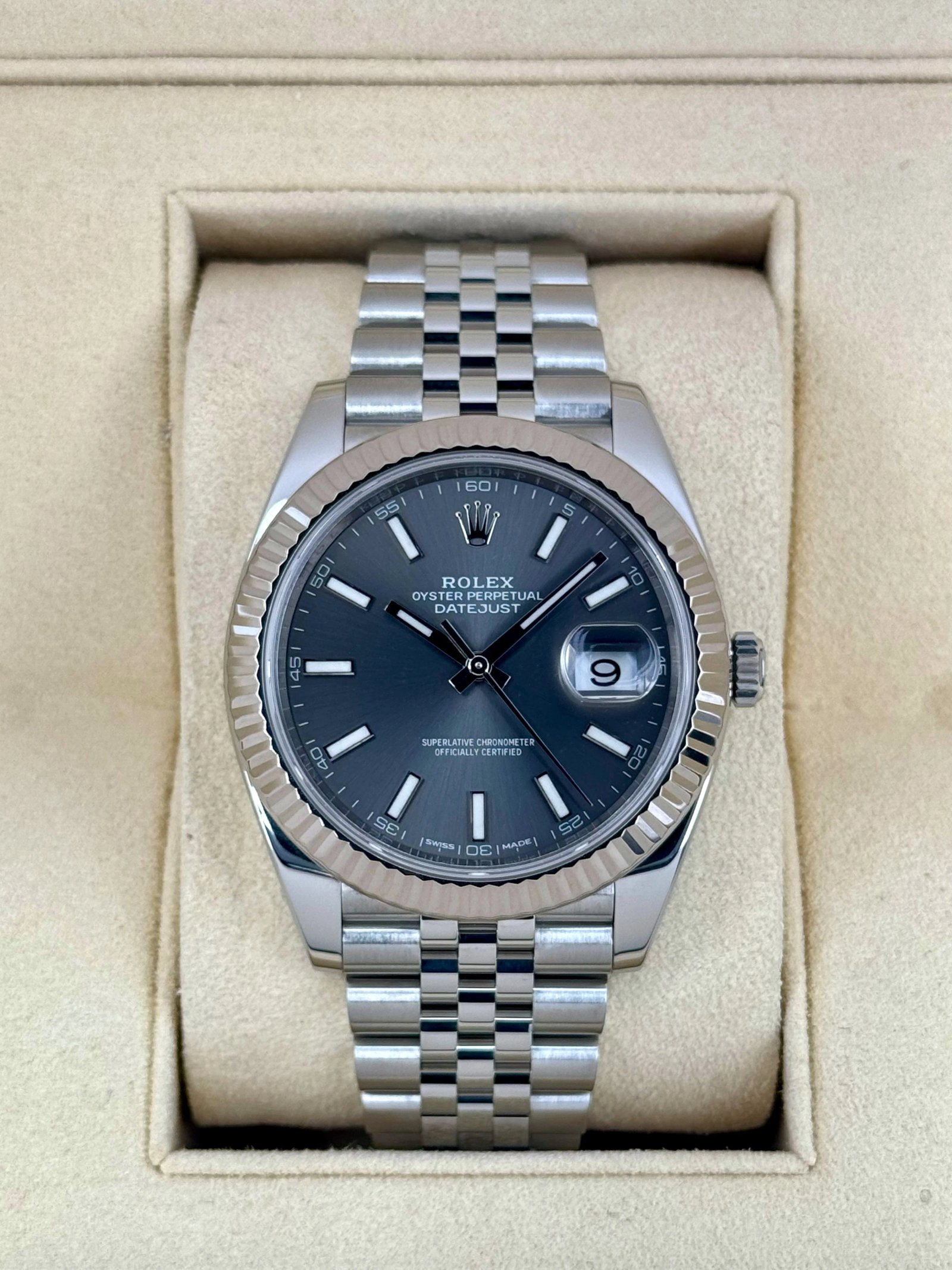 2017 Rolex Datejust 41mm 126334 Stainless Steel Jubilee Rhodium Dial