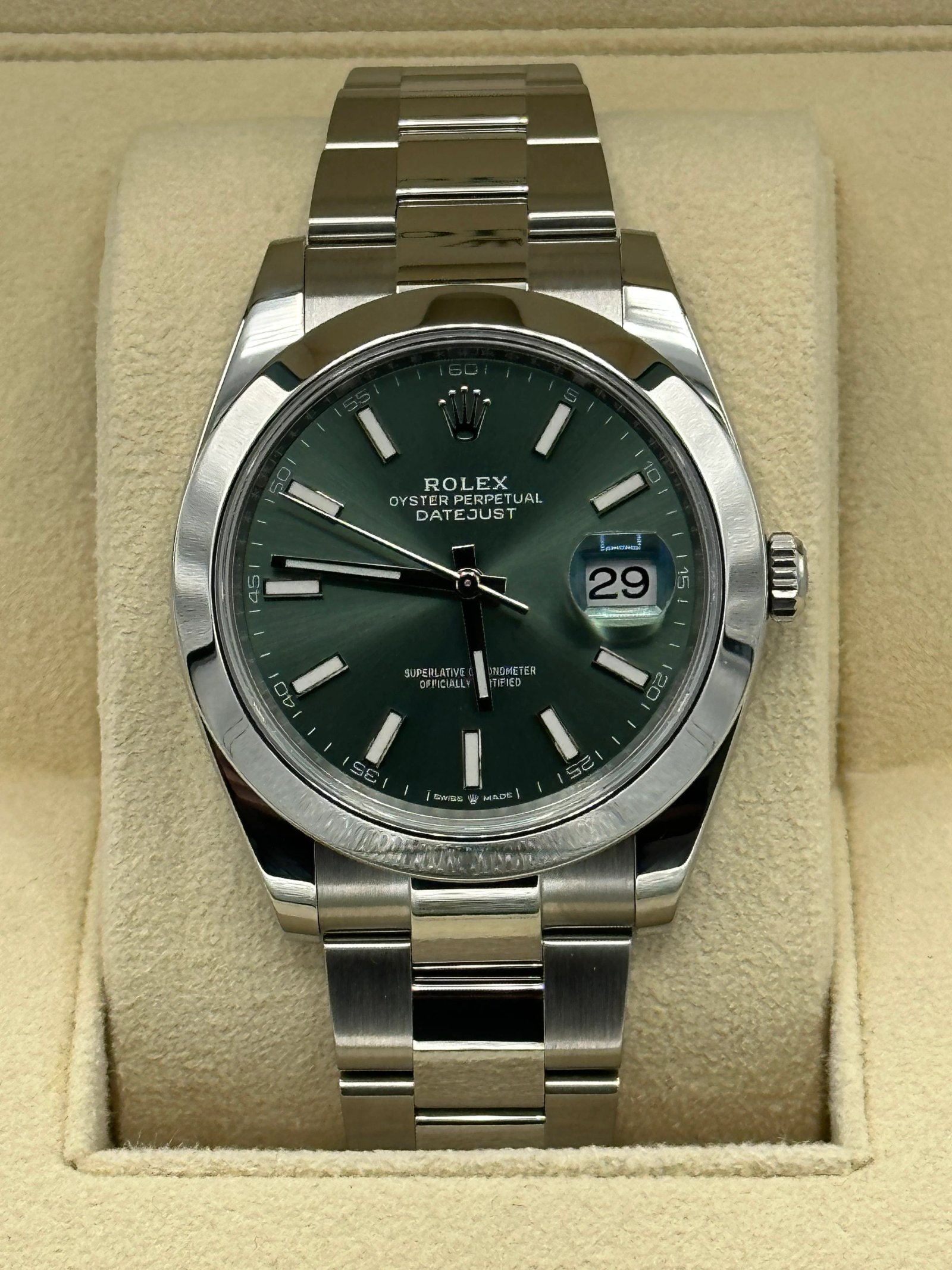 2022 Rolex Datejust 41mm 126300 Oyster Green Dial
