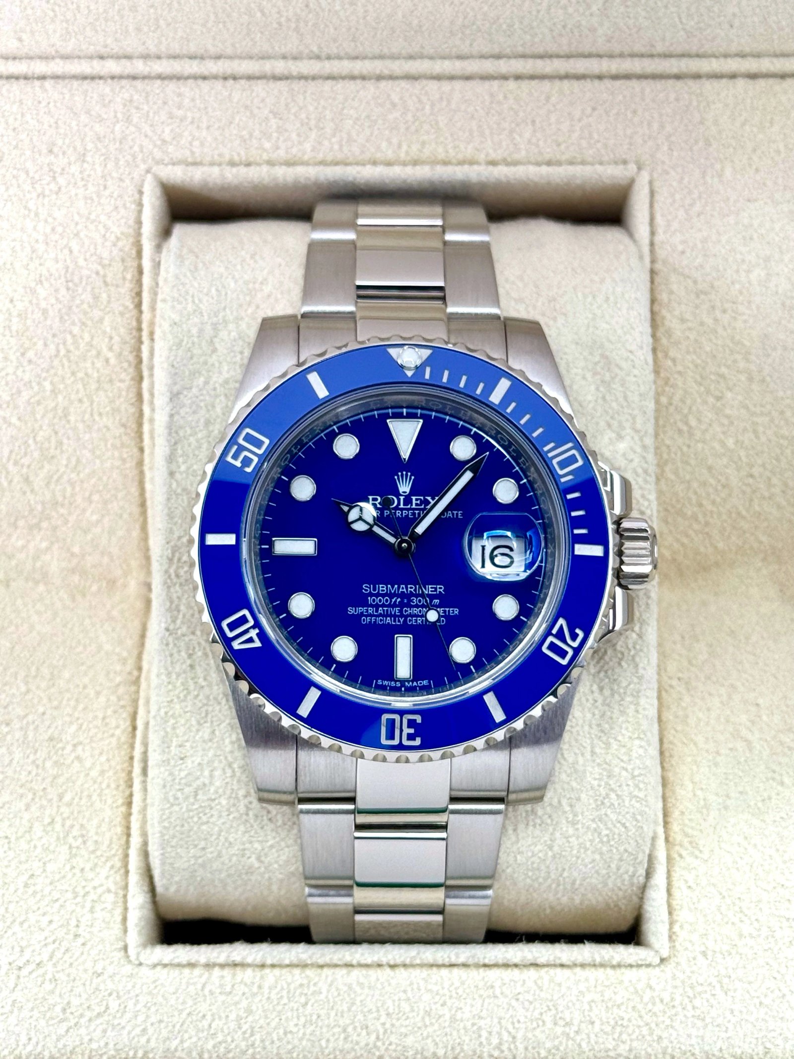 2017 Rolex Submariner "Smurf" 40mm 116619LB White Gold Blue Dial