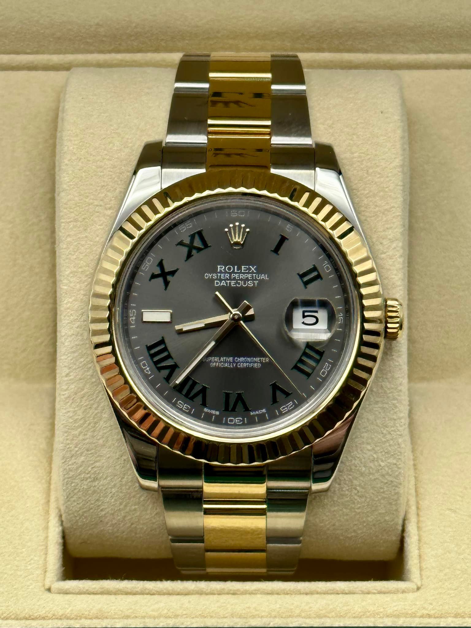 2016 Rolex Datejust 41mm 116333 Two-Tone Oyster Wimbledon Dial