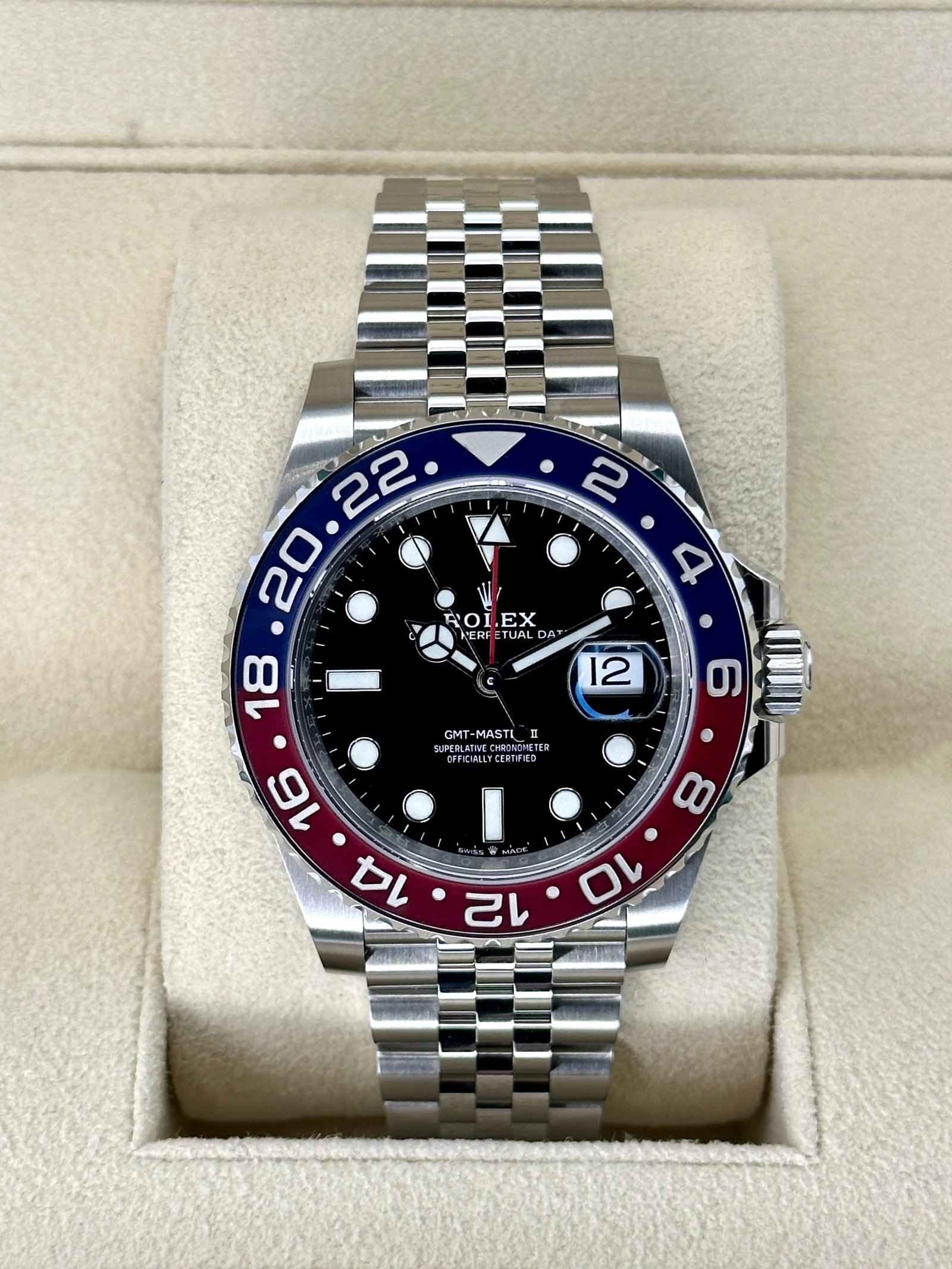 2022 Rolex GMT-Master II "Pepsi" 40mm 126710BLRO Jubilee
