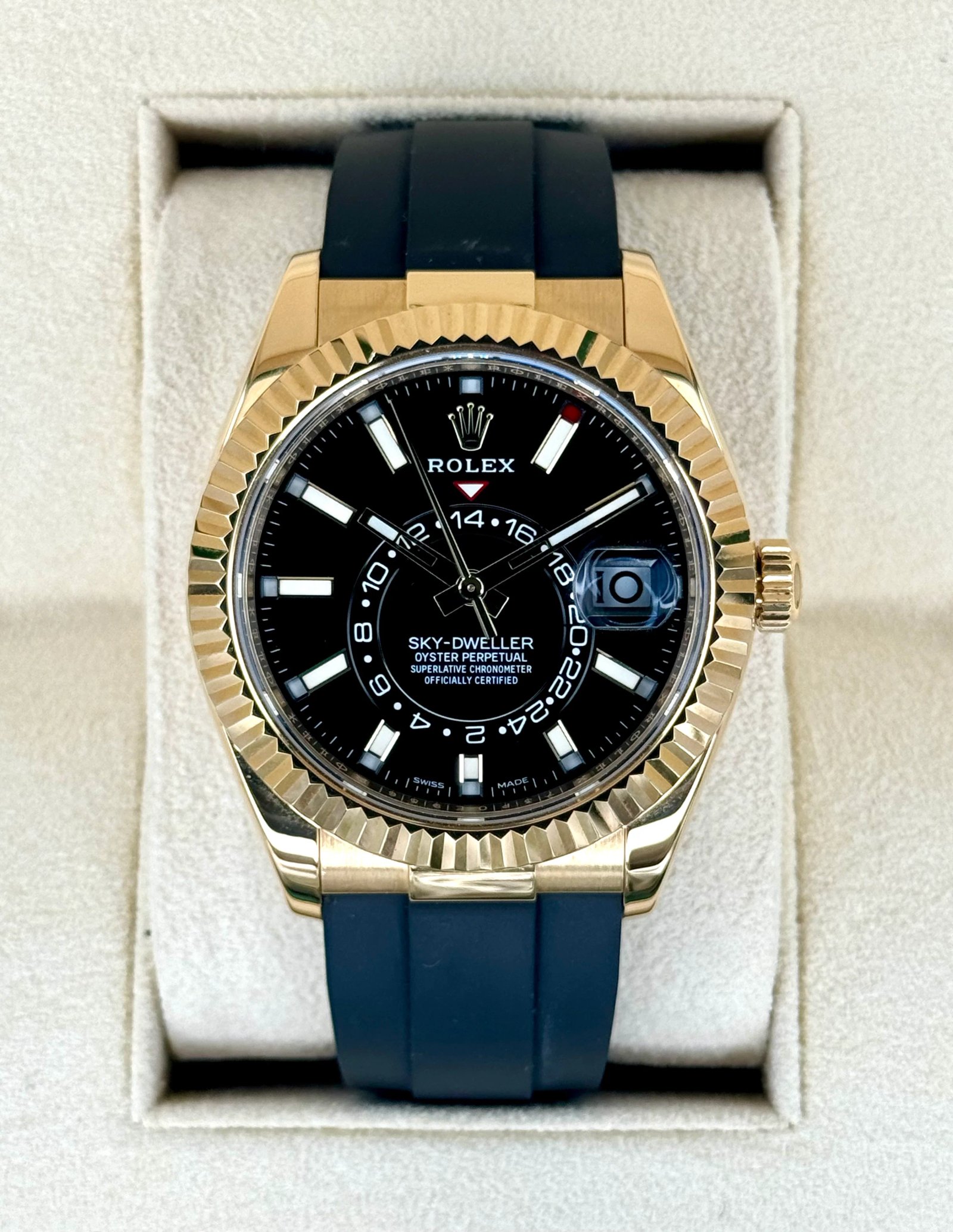 2022 Rolex Sky-Dweller 42mm 326238 Yellow Gold Oysterflex Black Dial