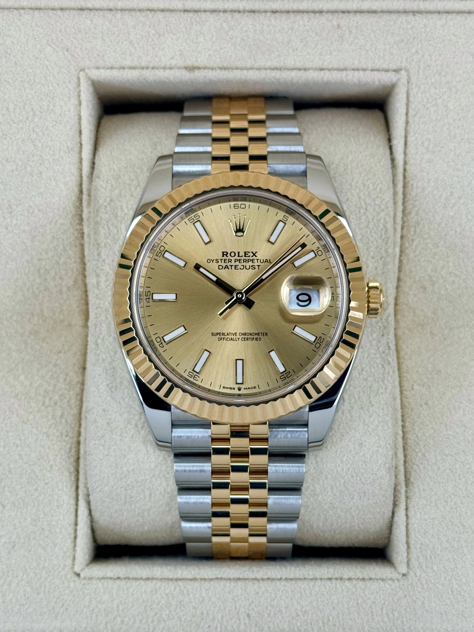 NEW 2025 Rolex Datejust 41mm 126333 Two-Tone Jubilee Champagne Dial