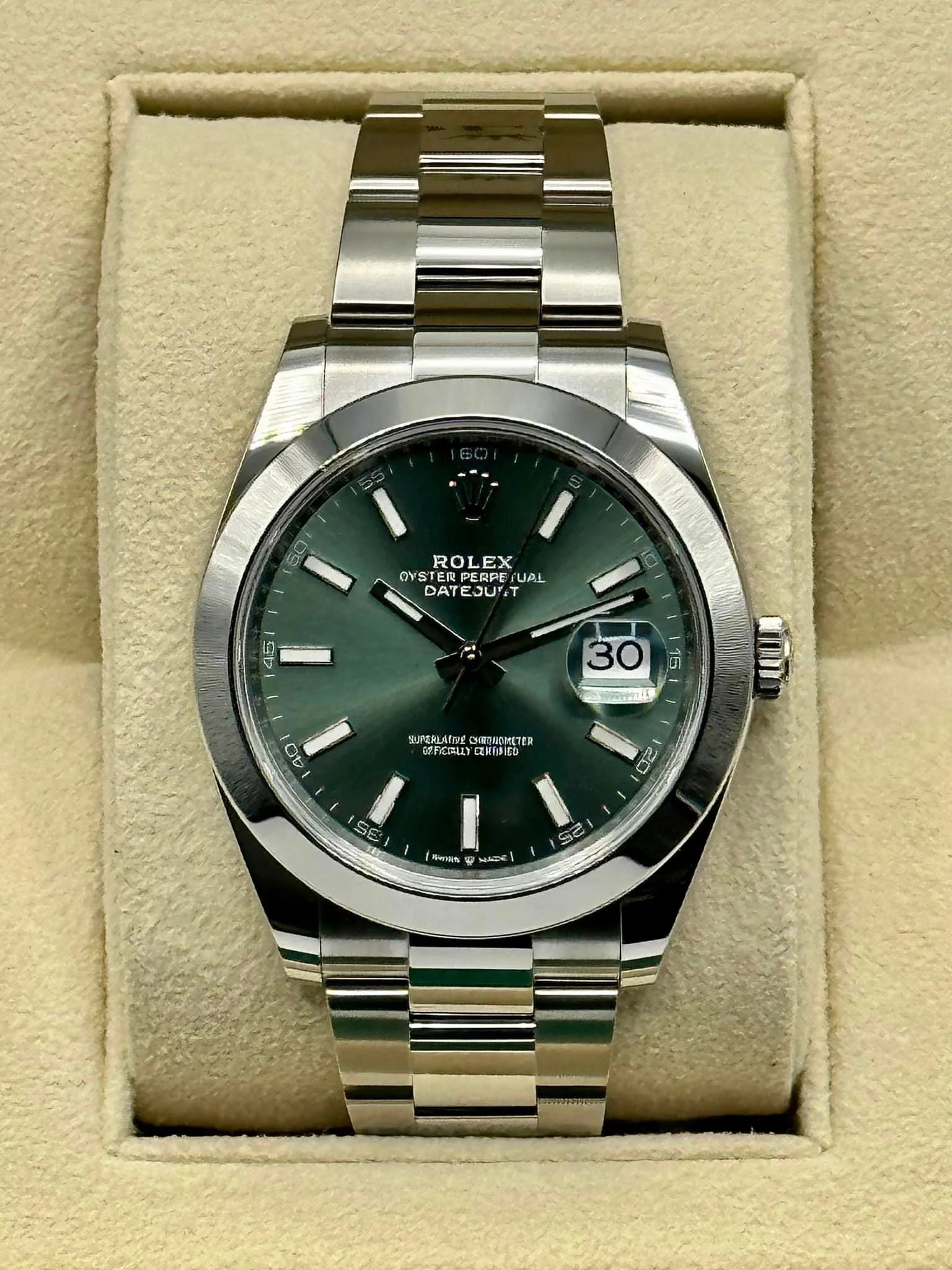 New 2023 Rolex Datejust 41mm 126300 Oyster Green Dial