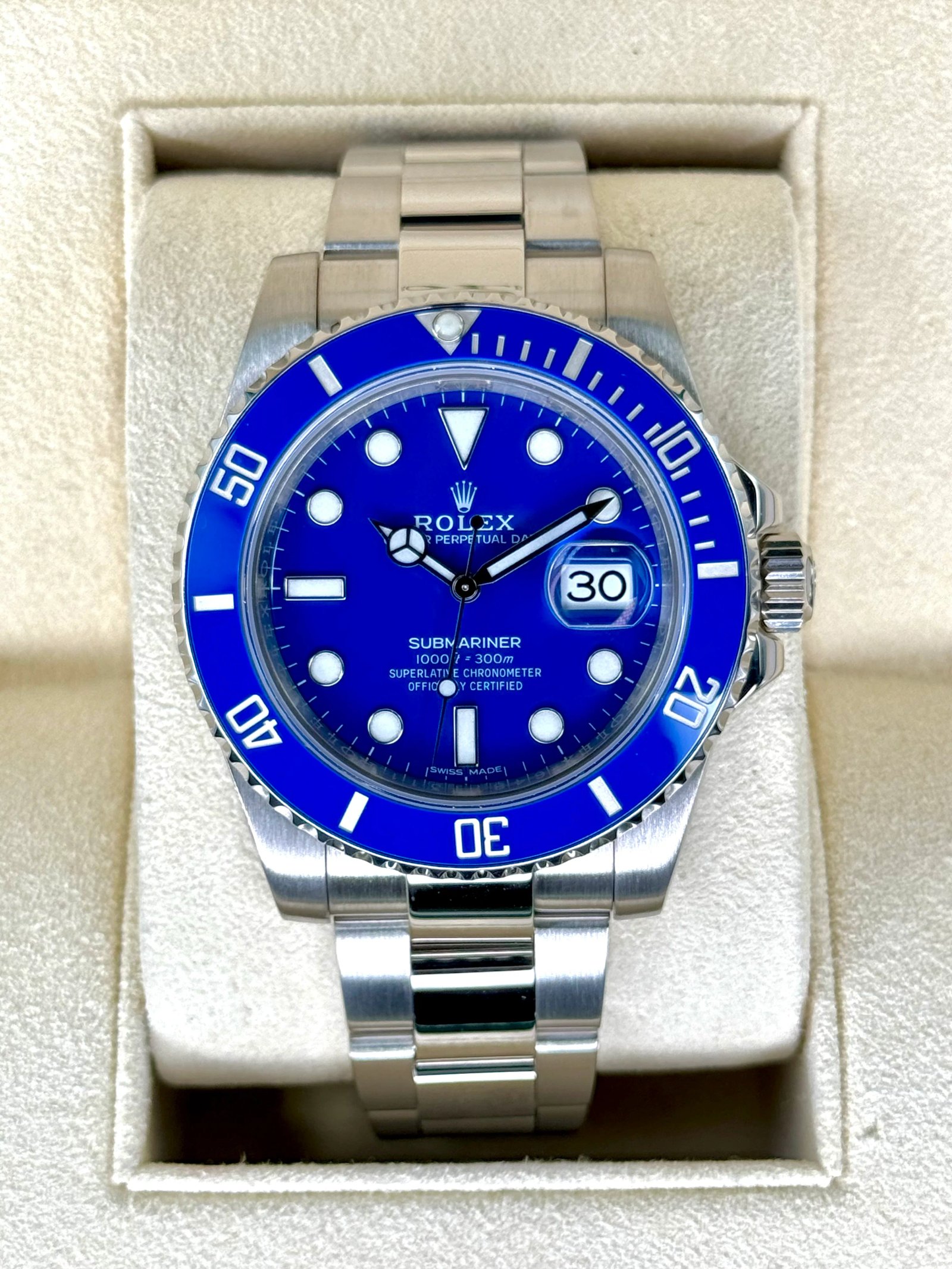2017 Rolex Submariner "Smurf" 40mm 116619LB White Gold Blue Dial