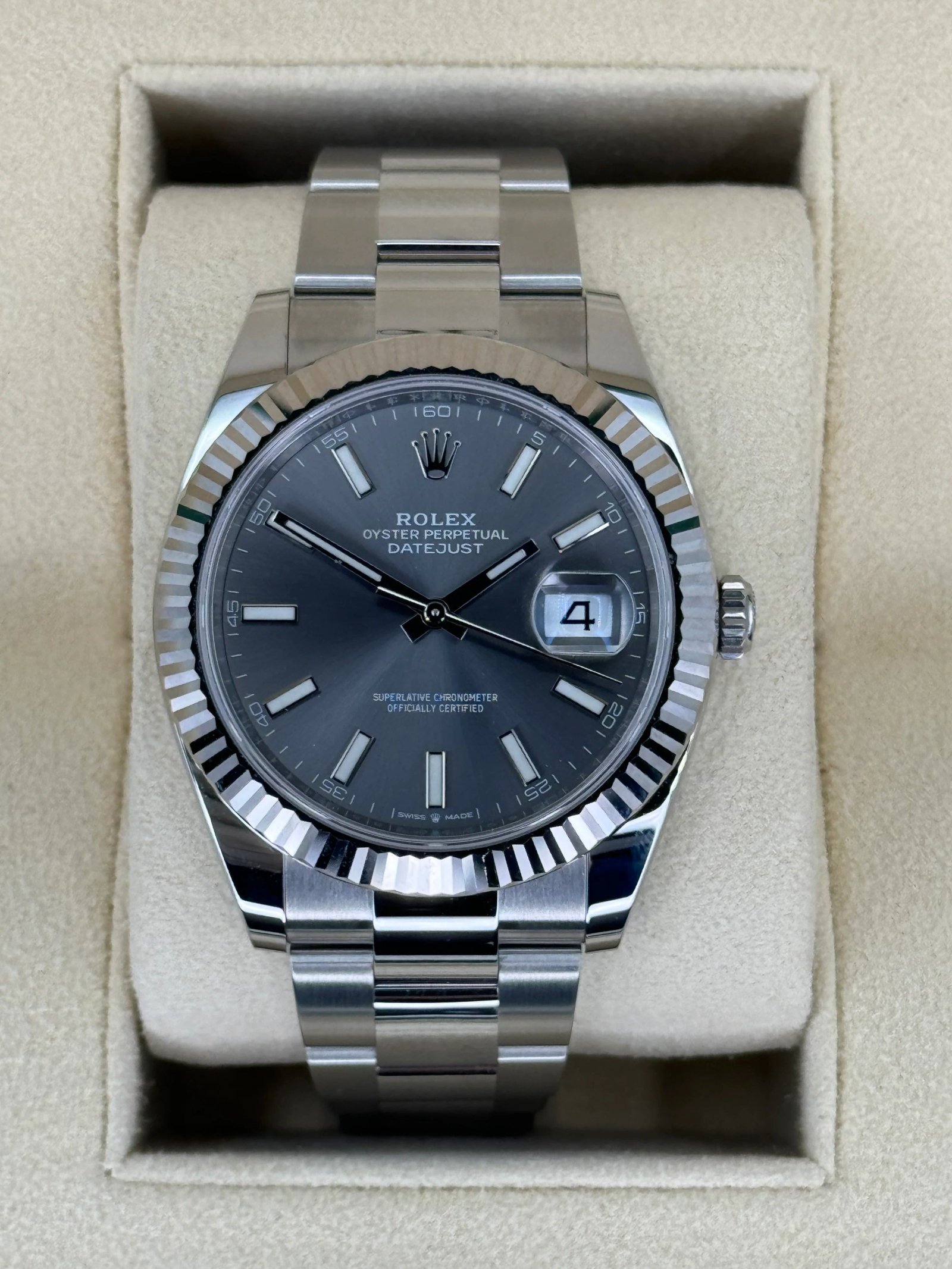 NEW 2023 Rolex Datejust 41m 126334 Stainless Steel Oyster Rhodium Dial