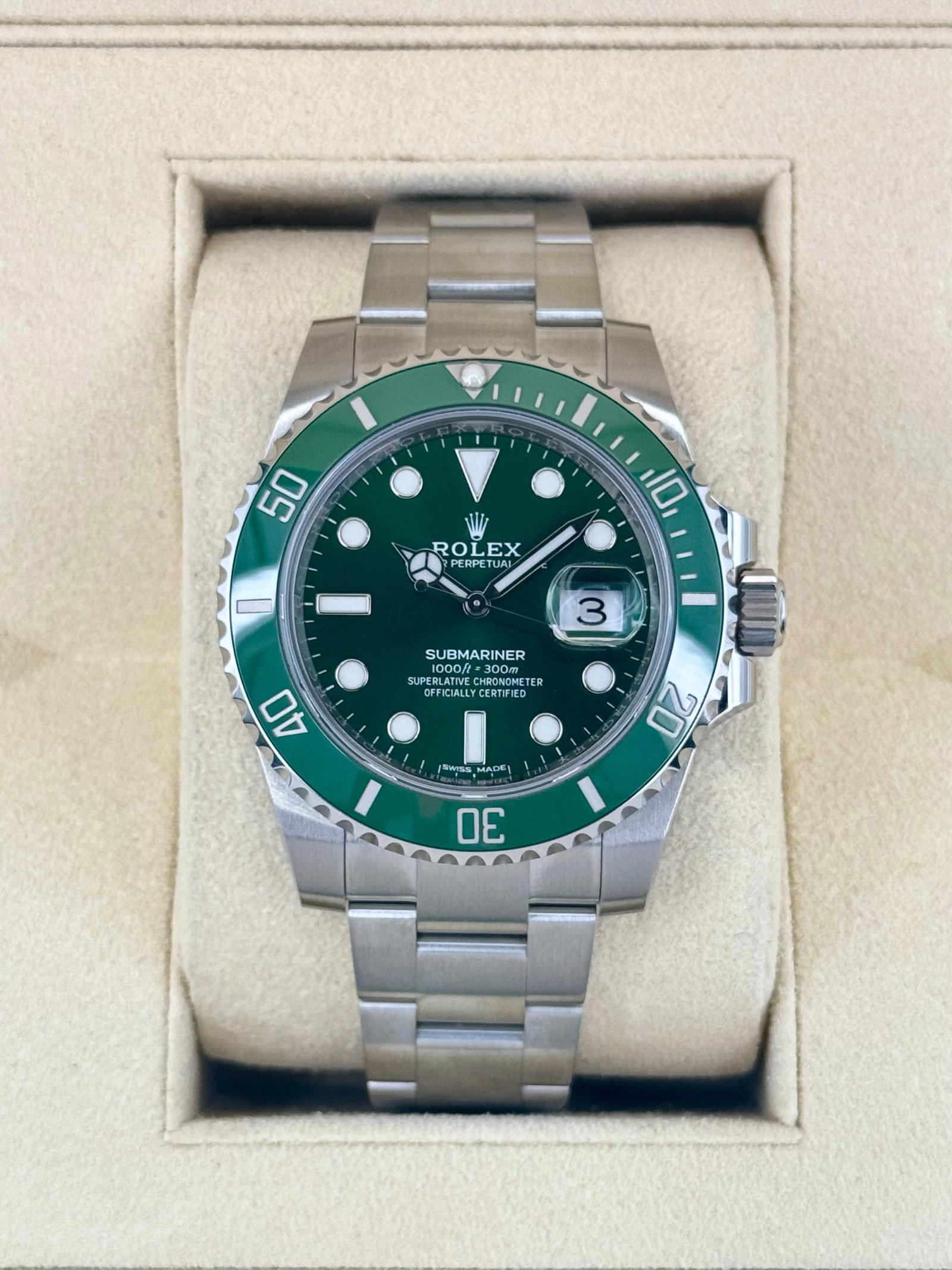 2019 Rolex Submariner "Hulk" 40mm 116610LV Green Dial