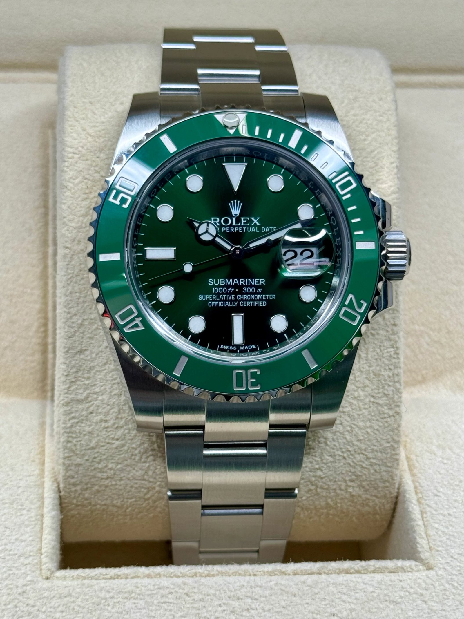 2015 Rolex Submariner "Hulk" 40mm 116610LV Green Dial